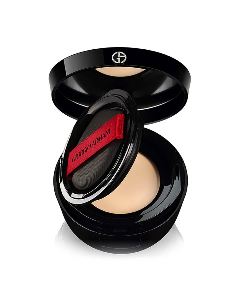 Power Fabric Compact Foundation